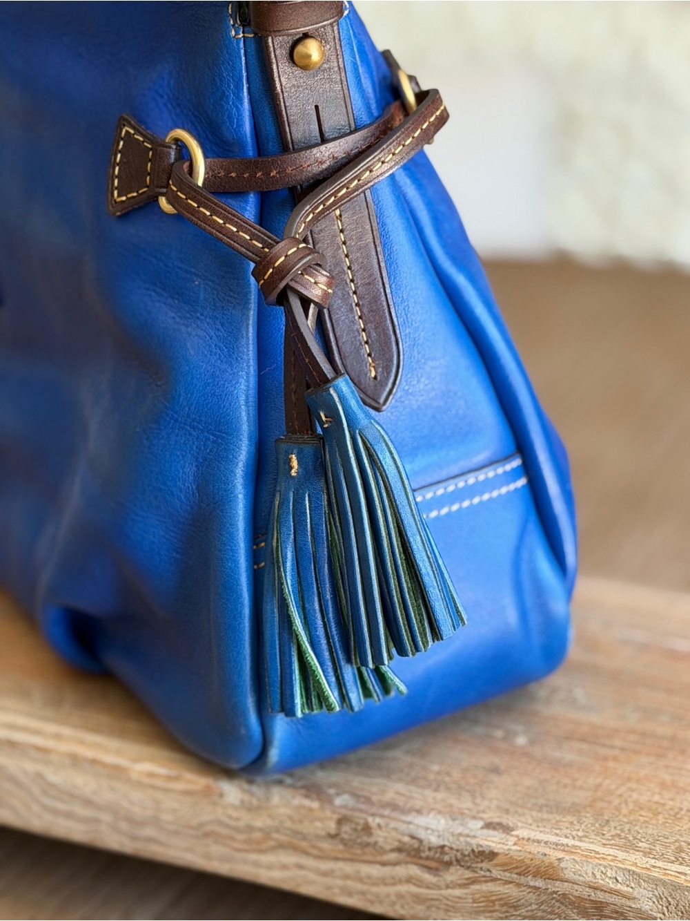 Dooney & Bourke Florentine USA Blue Leather Tassel Hobo Shoulder Bag EUC MINT - Picture 2 of 16